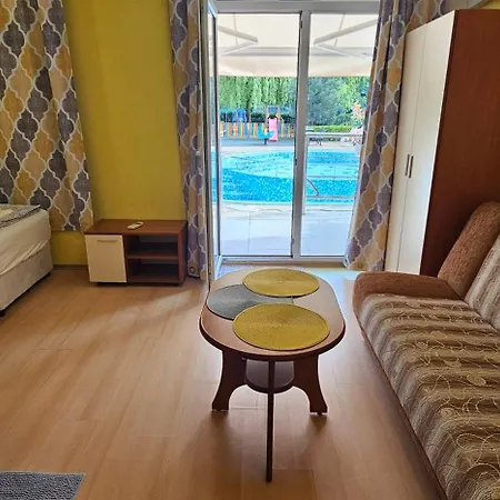 Rainbow 2 7 Апартамент