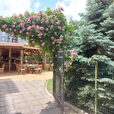 Rainbow 2 7 דירה